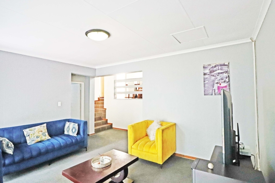 To Let 3 Bedroom Property for Rent in Bryanston Gauteng