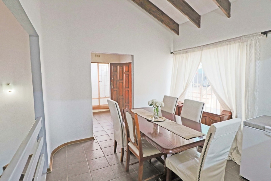 To Let 3 Bedroom Property for Rent in Bryanston Gauteng