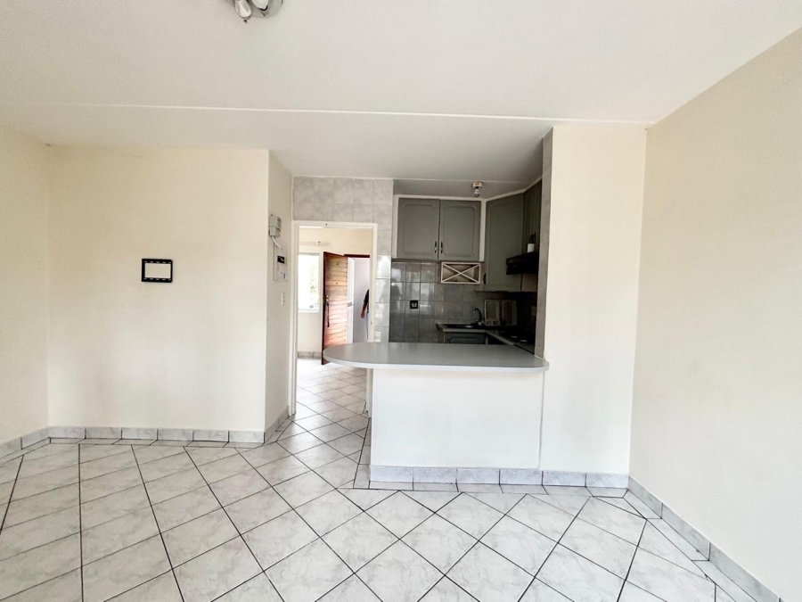 To Let 1 Bedroom Property for Rent in Sandown Gauteng