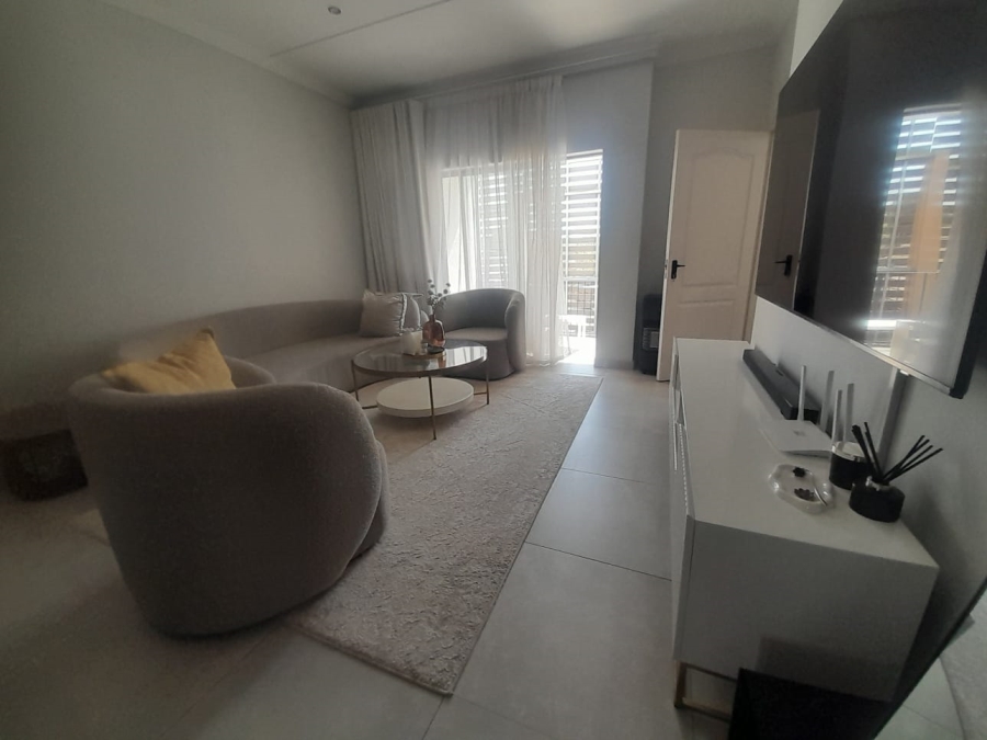 To Let 2 Bedroom Property for Rent in Bryanston Gauteng