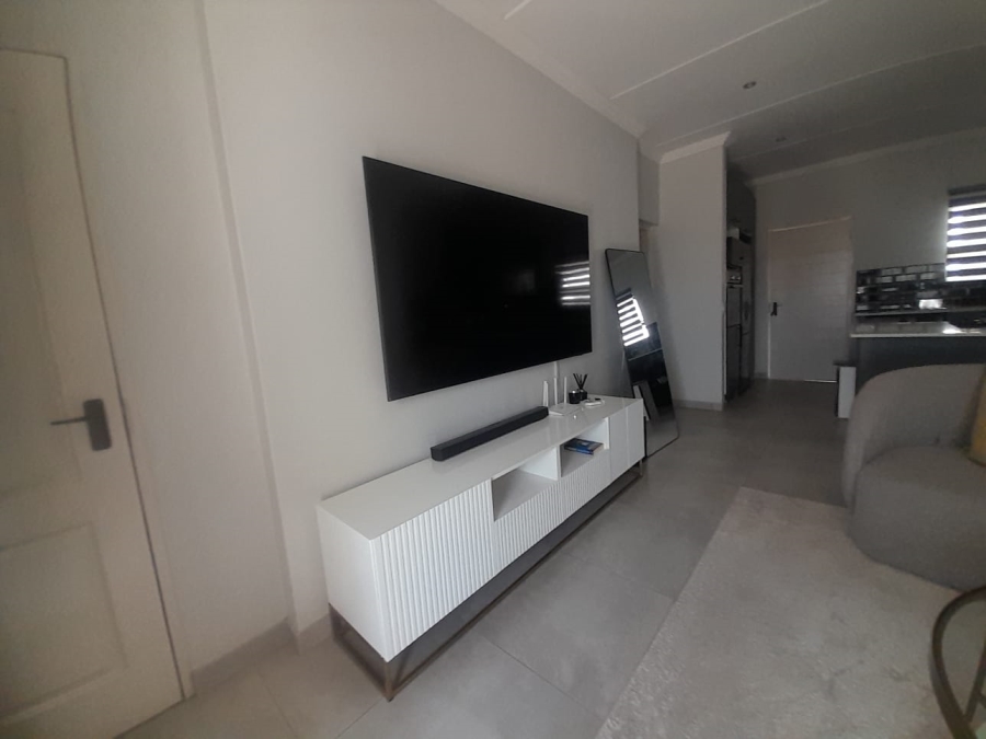 To Let 2 Bedroom Property for Rent in Bryanston Gauteng