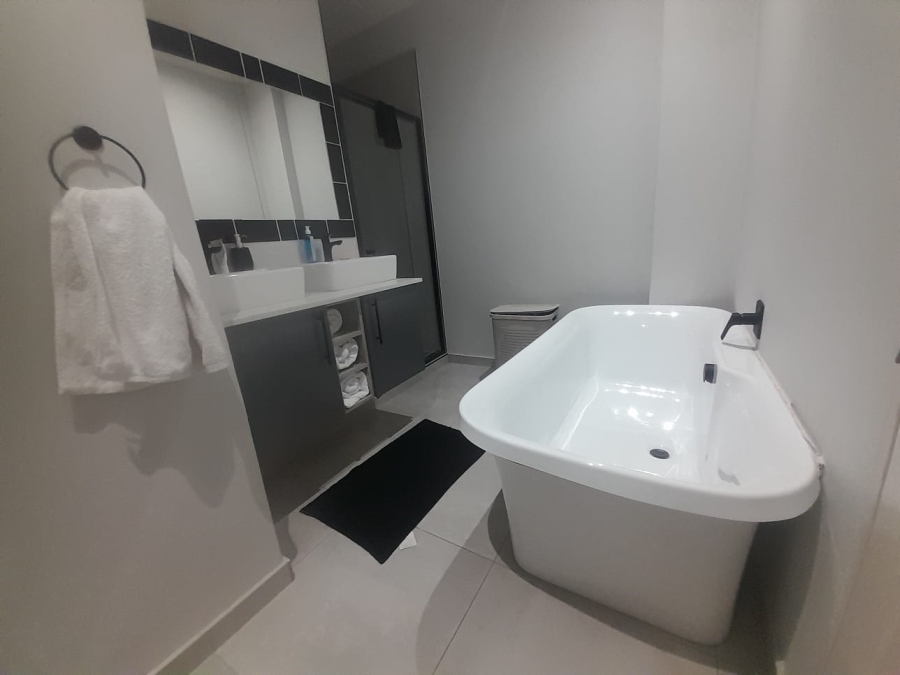 To Let 2 Bedroom Property for Rent in Bryanston Gauteng
