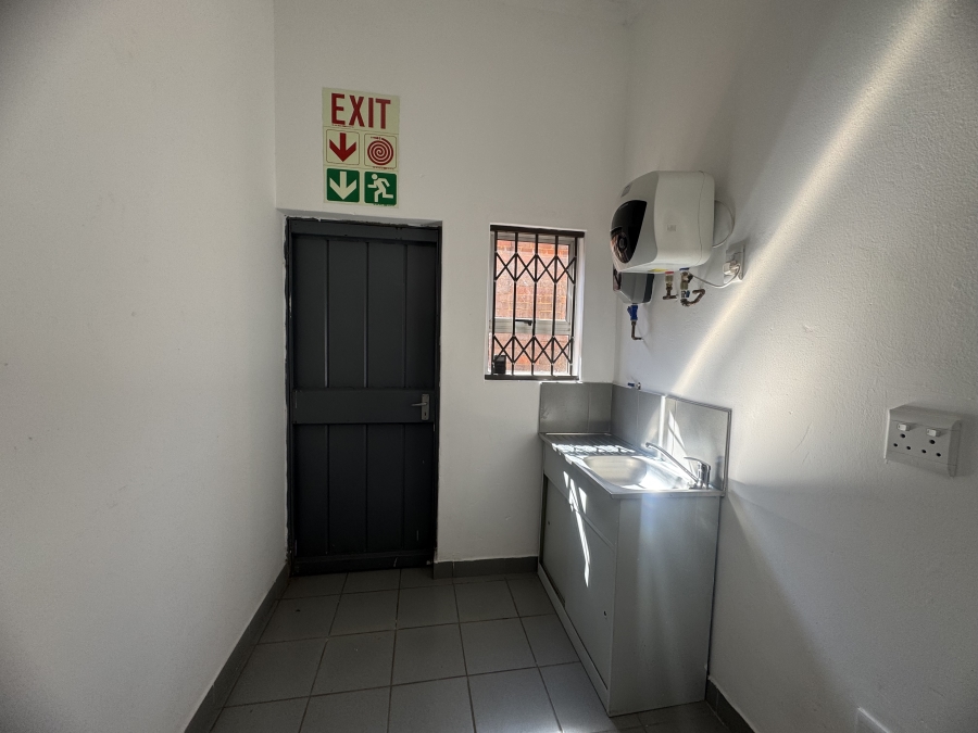 To Let Commercial Property for Rent in Hazeldene Gauteng