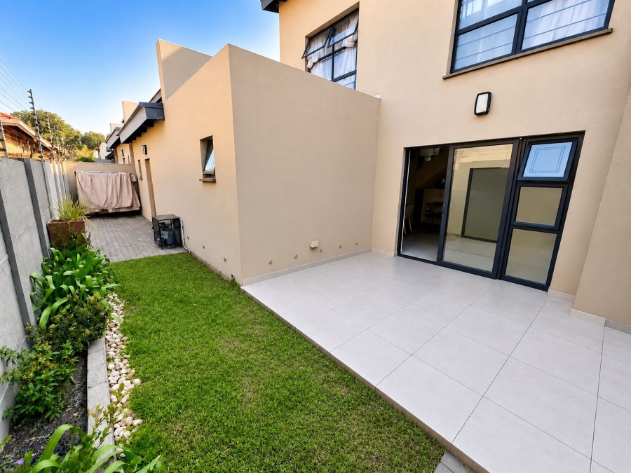 3 Bedroom Property for Sale in Equestria Gauteng