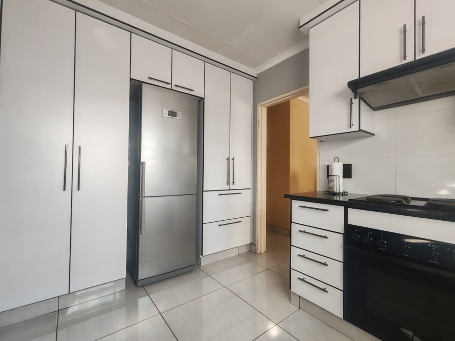 3 Bedroom Property for Sale in Bakerton Gauteng