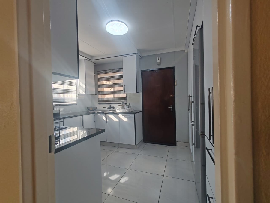 3 Bedroom Property for Sale in Bakerton Gauteng