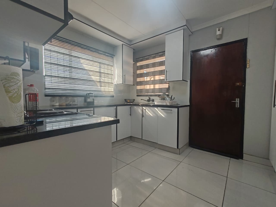3 Bedroom Property for Sale in Bakerton Gauteng