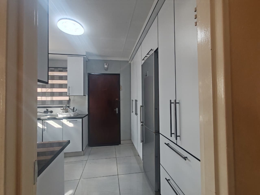 3 Bedroom Property for Sale in Bakerton Gauteng