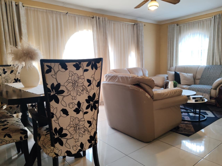 3 Bedroom Property for Sale in Bakerton Gauteng