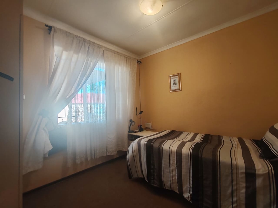 3 Bedroom Property for Sale in Bakerton Gauteng