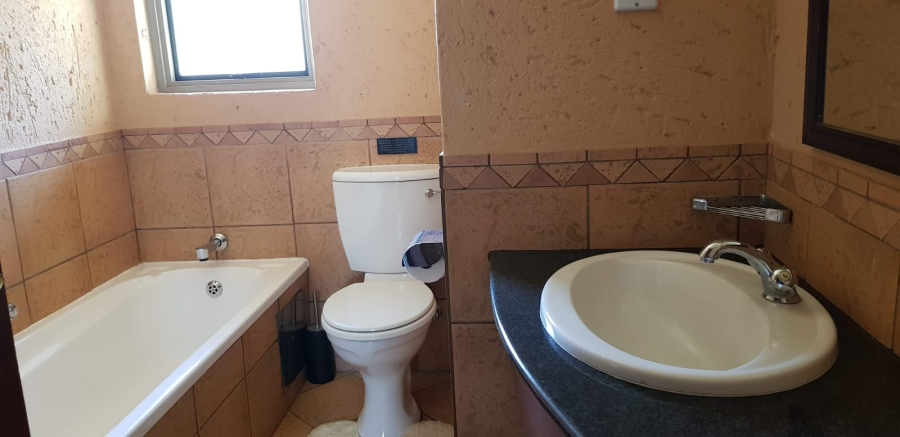 3 Bedroom Property for Sale in Vlakfontein Gauteng