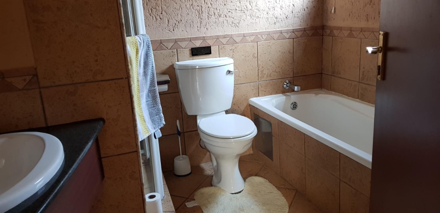 3 Bedroom Property for Sale in Vlakfontein Gauteng