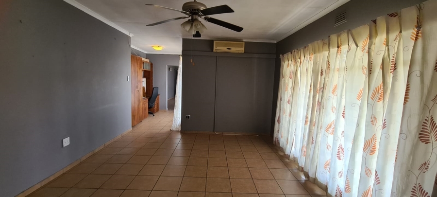 To Let 4 Bedroom Property for Rent in Modder East Gauteng