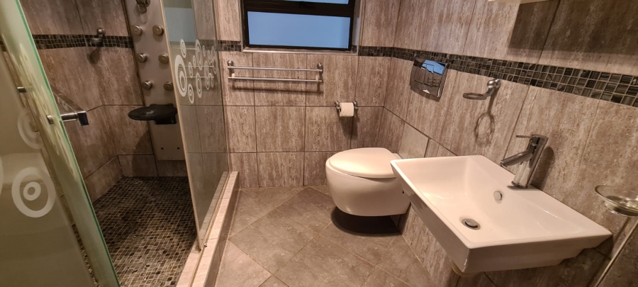 To Let 4 Bedroom Property for Rent in Modder East Gauteng