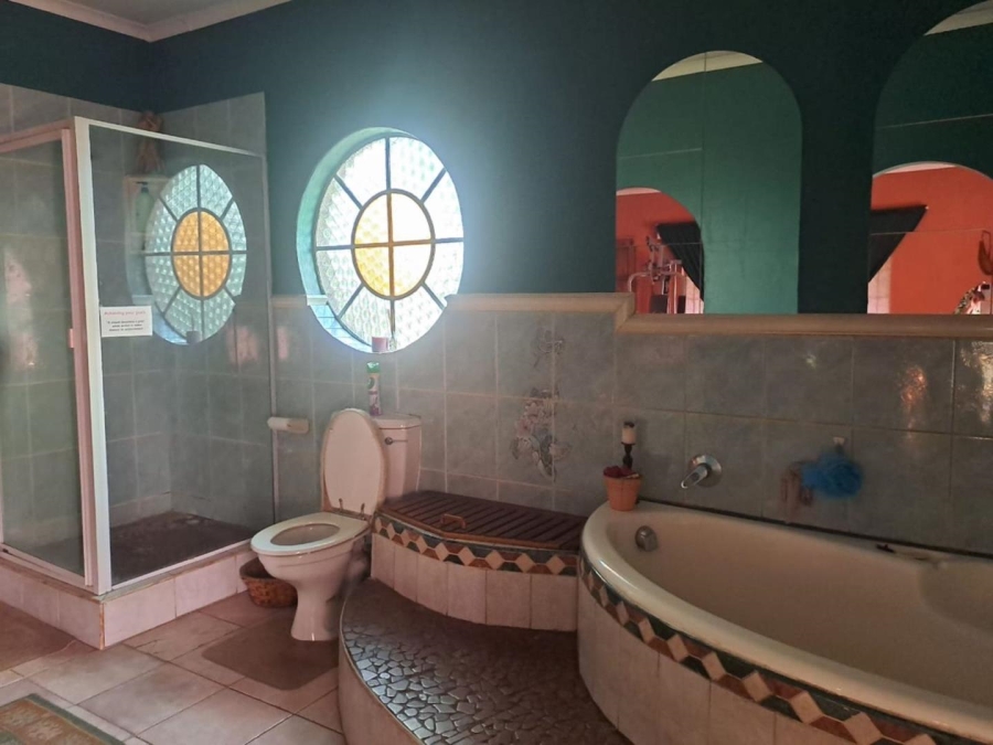 5 Bedroom Property for Sale in Dalpark Gauteng