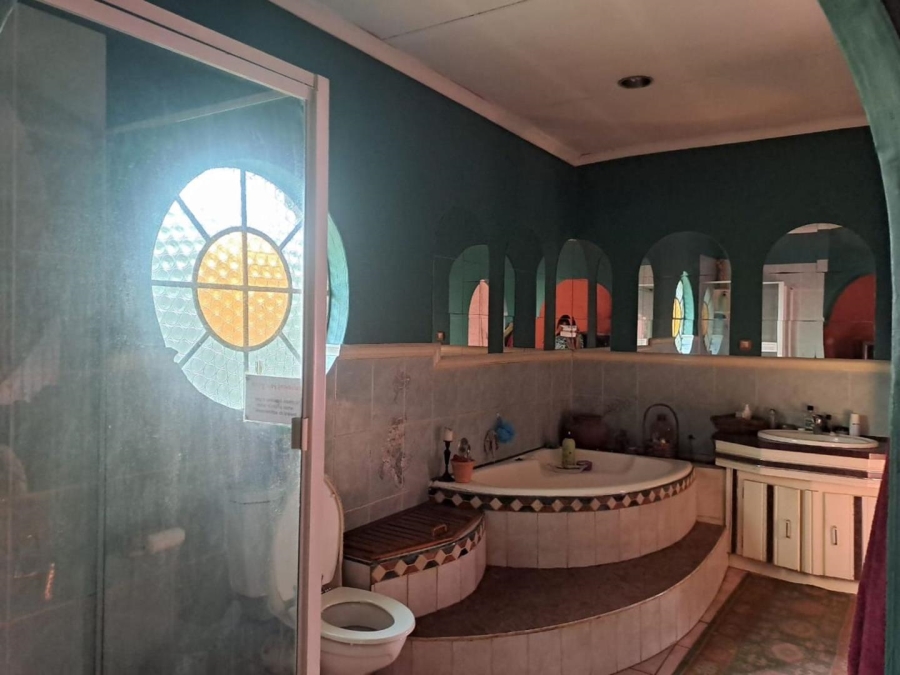 5 Bedroom Property for Sale in Dalpark Gauteng