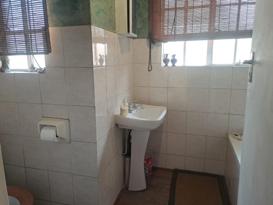 5 Bedroom Property for Sale in Dalpark Gauteng
