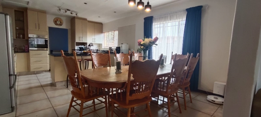 3 Bedroom Property for Sale in Bekkersdal Gauteng