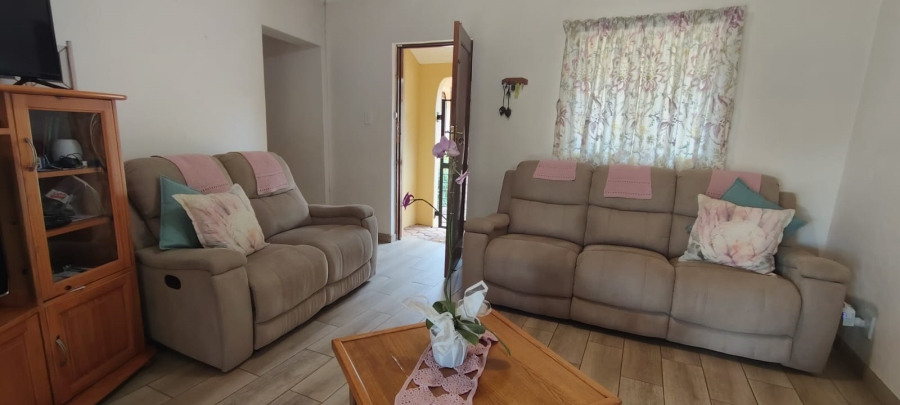 3 Bedroom Property for Sale in Bekkersdal Gauteng