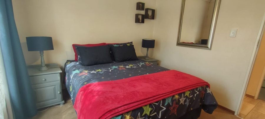 3 Bedroom Property for Sale in Bekkersdal Gauteng