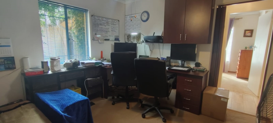 3 Bedroom Property for Sale in Bekkersdal Gauteng
