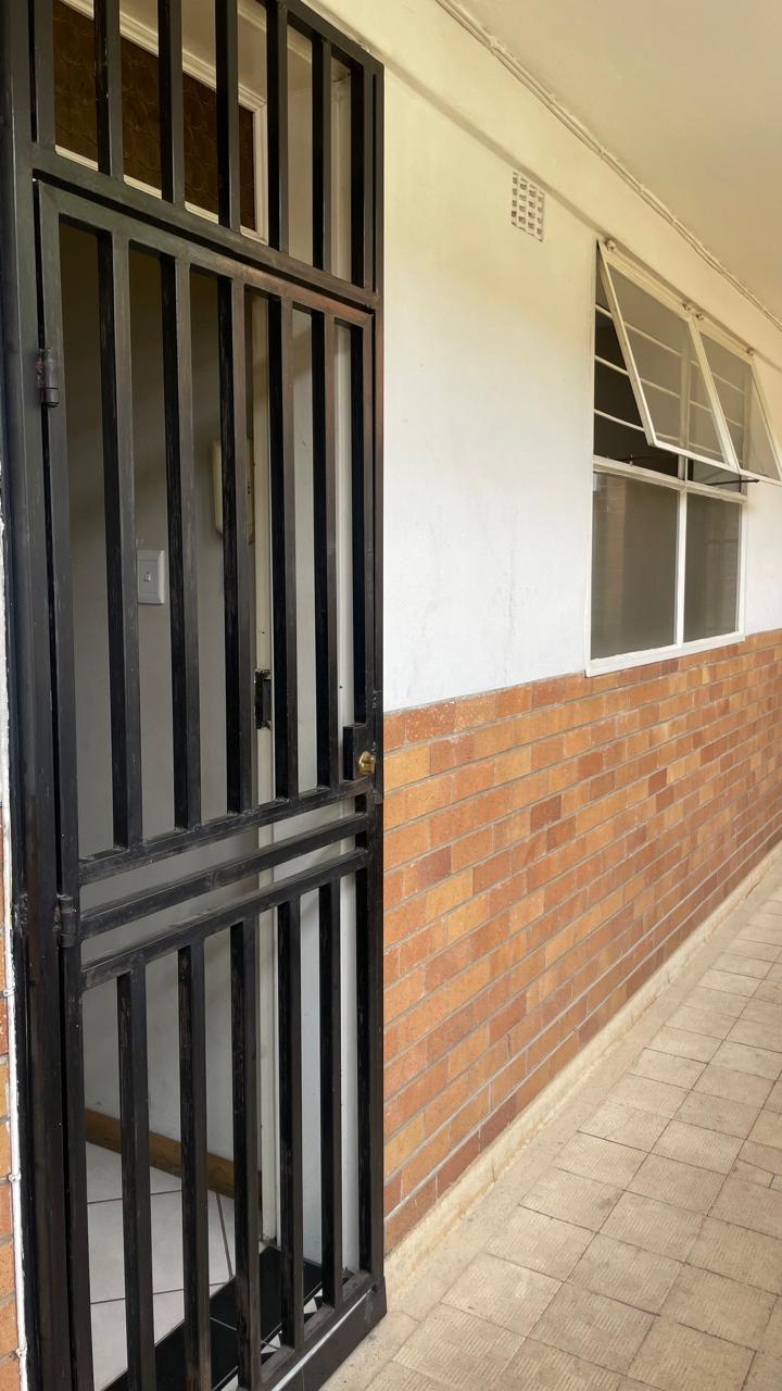 2 Bedroom Property for Sale in Germiston West Gauteng