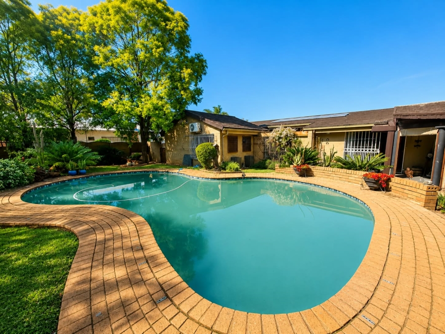 4 Bedroom Property for Sale in Moregloed Gauteng