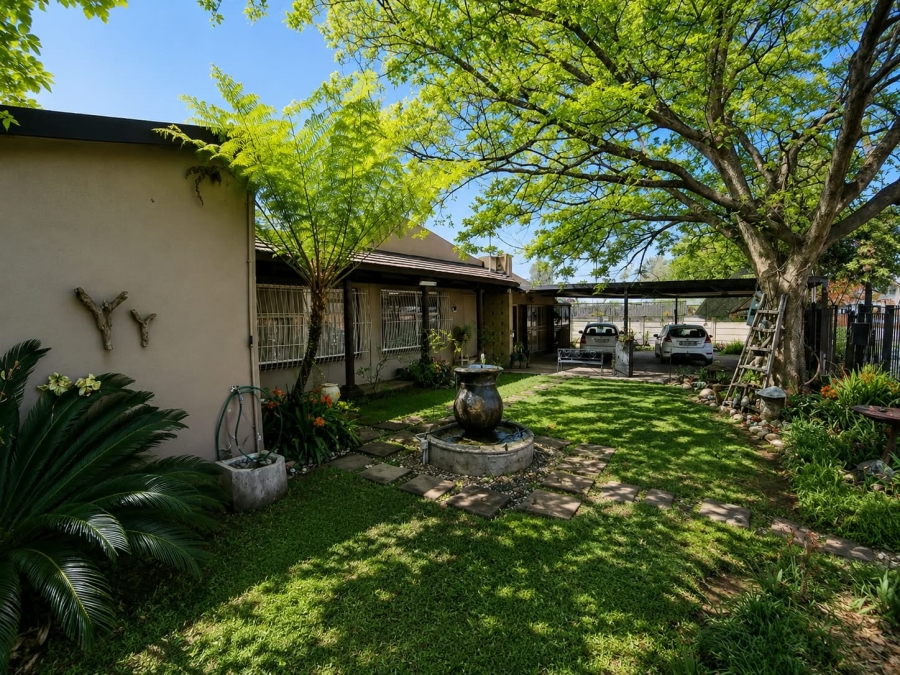 4 Bedroom Property for Sale in Moregloed Gauteng