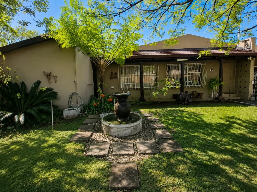 4 Bedroom Property for Sale in Moregloed Gauteng