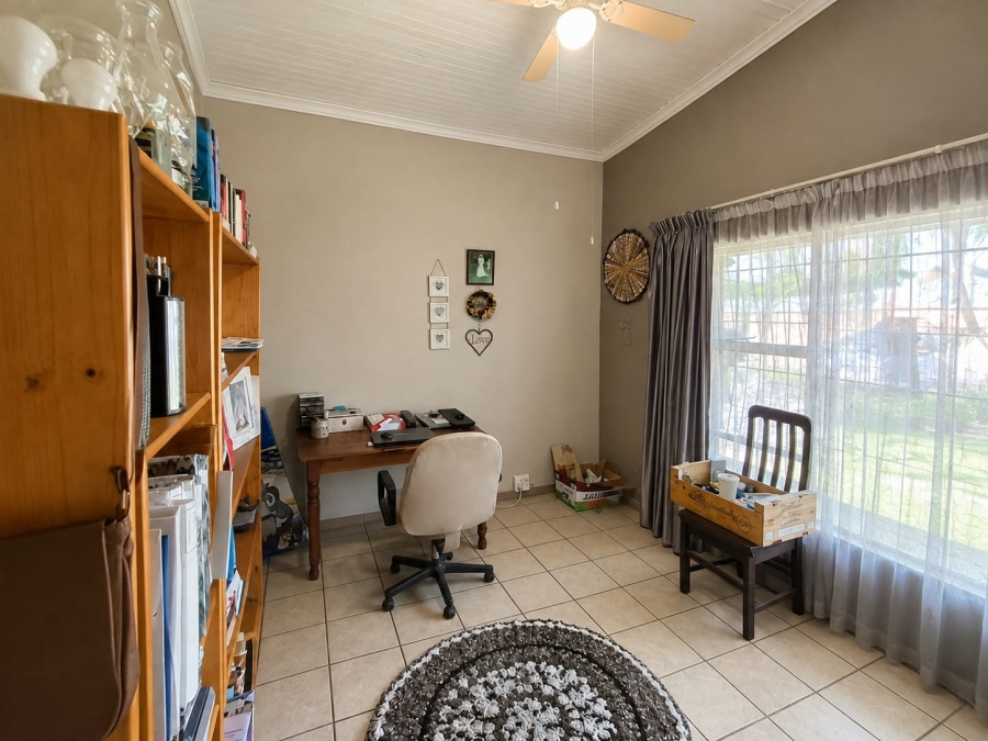 4 Bedroom Property for Sale in Moregloed Gauteng