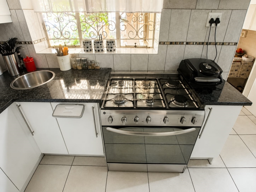 4 Bedroom Property for Sale in Moregloed Gauteng