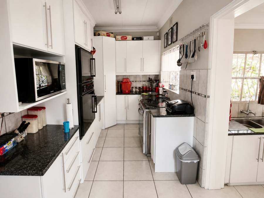 4 Bedroom Property for Sale in Moregloed Gauteng