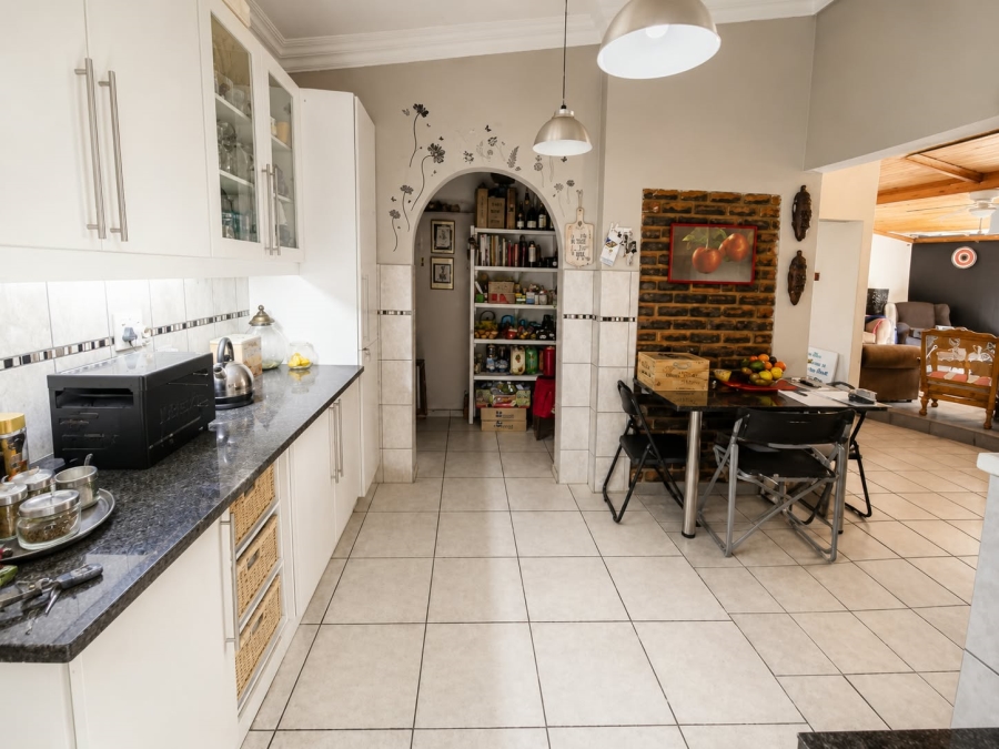 4 Bedroom Property for Sale in Moregloed Gauteng