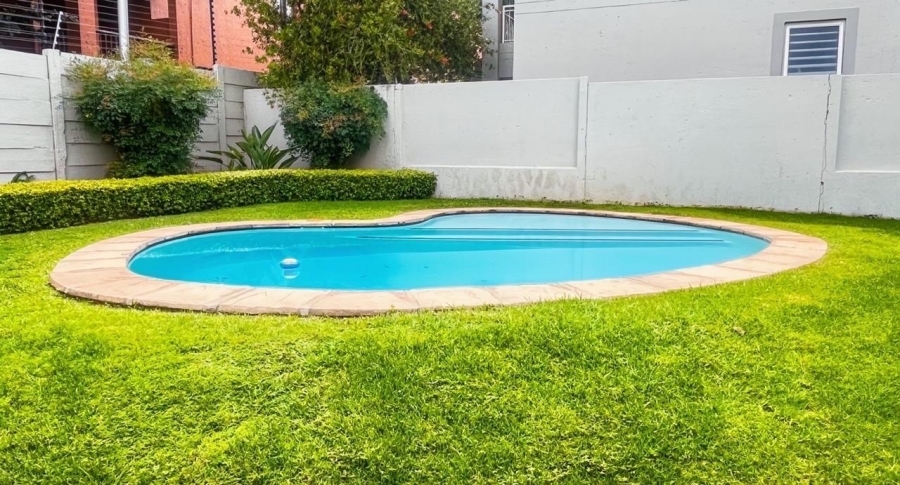 3 Bedroom Property for Sale in Sunninghill Gauteng