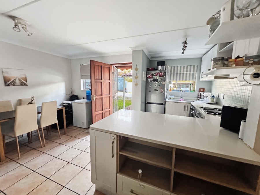 3 Bedroom Property for Sale in Sunninghill Gauteng