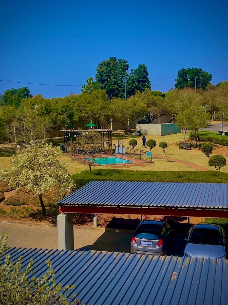 2 Bedroom Property for Sale in Jackal Creek Golf Estate Gauteng