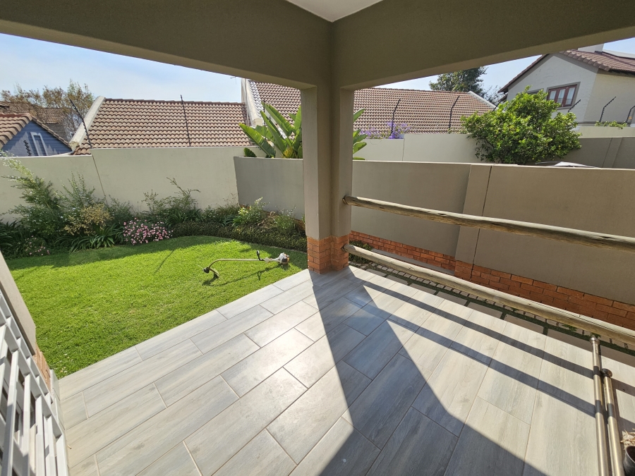 4 Bedroom Property for Sale in Broadacres Gauteng