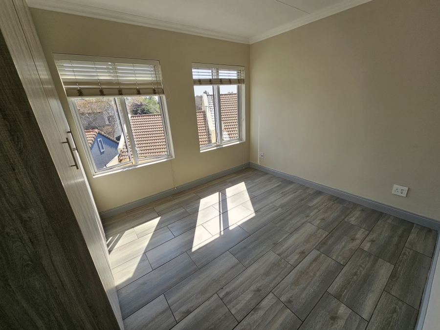 4 Bedroom Property for Sale in Broadacres Gauteng