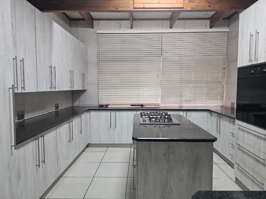 4 Bedroom Property for Sale in Vanderbijlpark SE 2 Gauteng