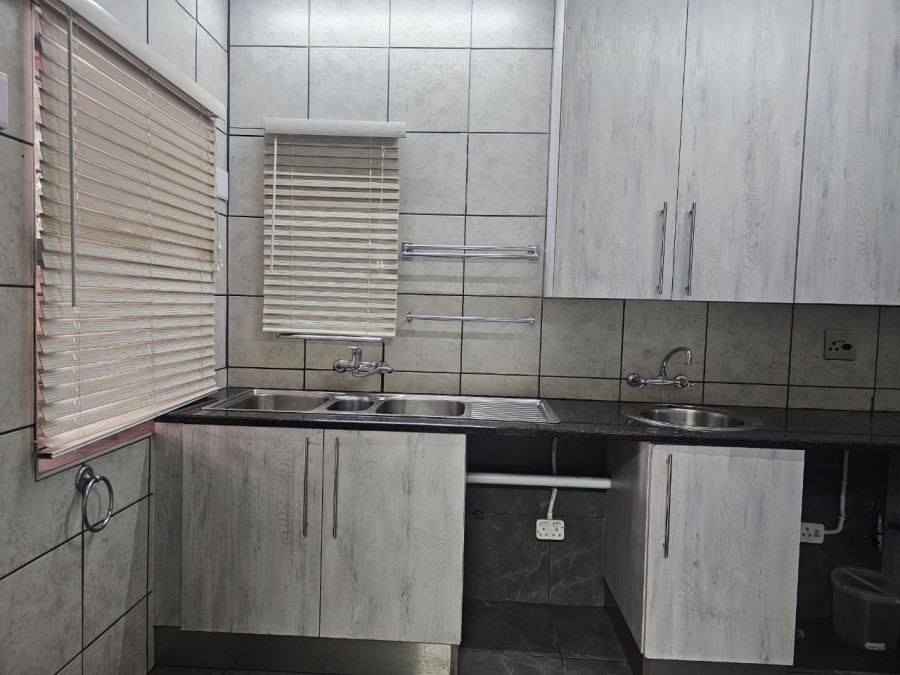 4 Bedroom Property for Sale in Vanderbijlpark SE 2 Gauteng