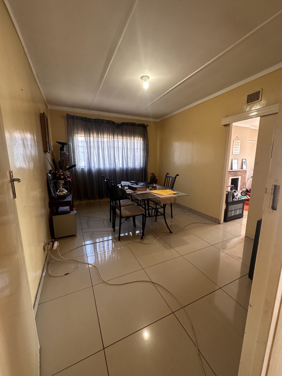 3 Bedroom Property for Sale in Vanderbijlpark CW 4 Gauteng