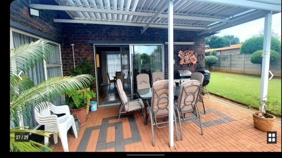 3 Bedroom Property for Sale in Vanderbijlpark SE 2 Gauteng