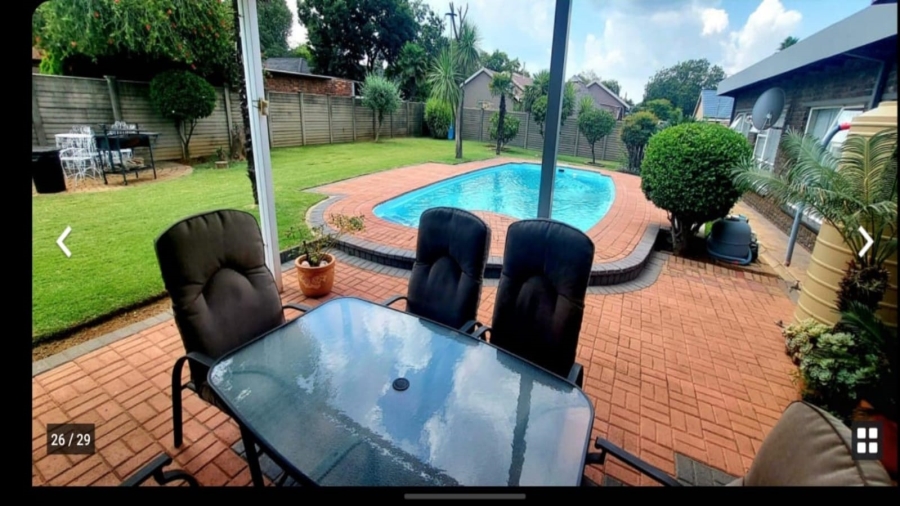 3 Bedroom Property for Sale in Vanderbijlpark SE 2 Gauteng