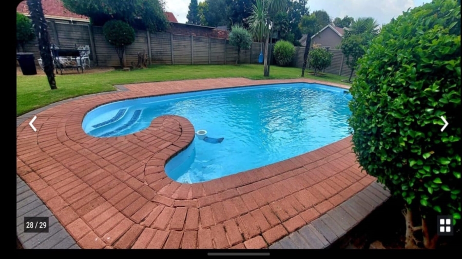 3 Bedroom Property for Sale in Vanderbijlpark SE 2 Gauteng