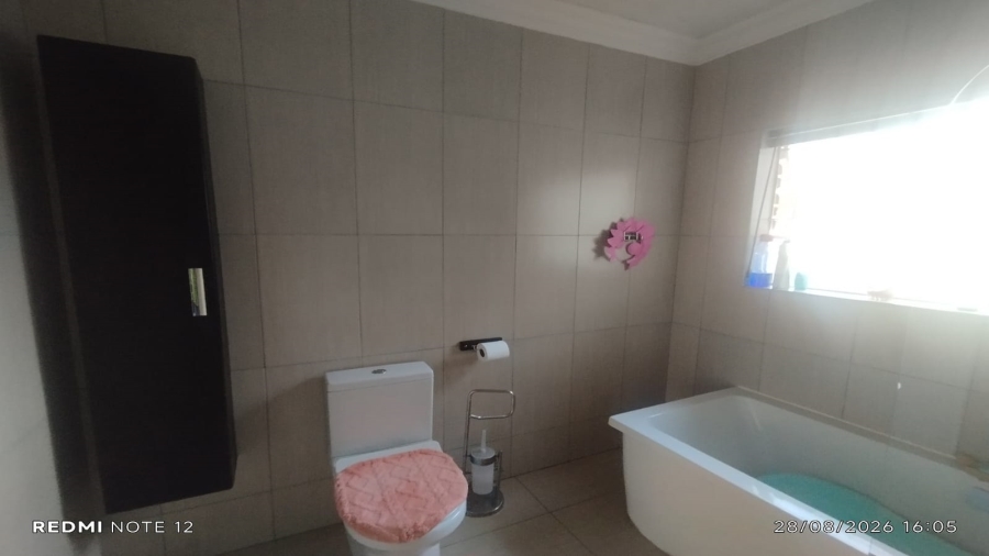 3 Bedroom Property for Sale in Vanderbijlpark SE 2 Gauteng