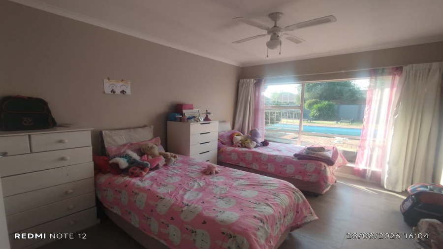 3 Bedroom Property for Sale in Vanderbijlpark SE 2 Gauteng
