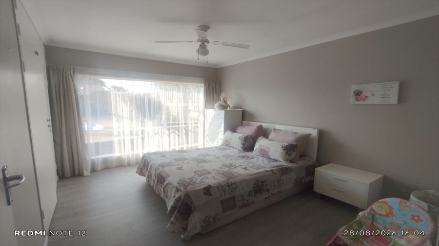 3 Bedroom Property for Sale in Vanderbijlpark SE 2 Gauteng