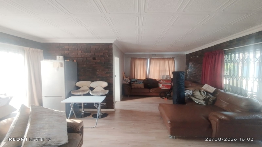 3 Bedroom Property for Sale in Vanderbijlpark SE 2 Gauteng