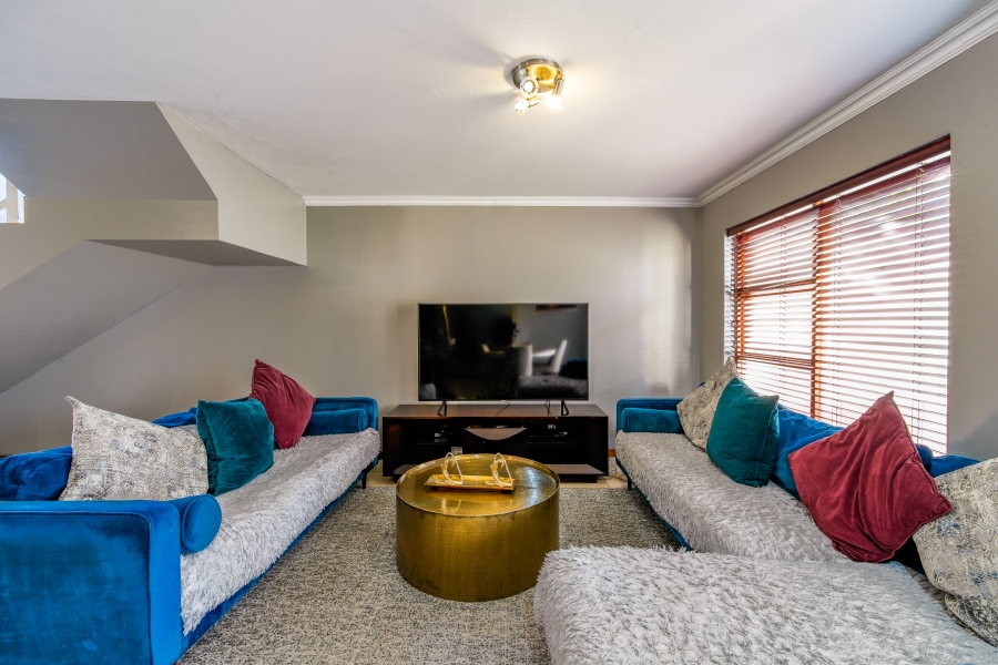3 Bedroom Property for Sale in Country View Estate Gauteng