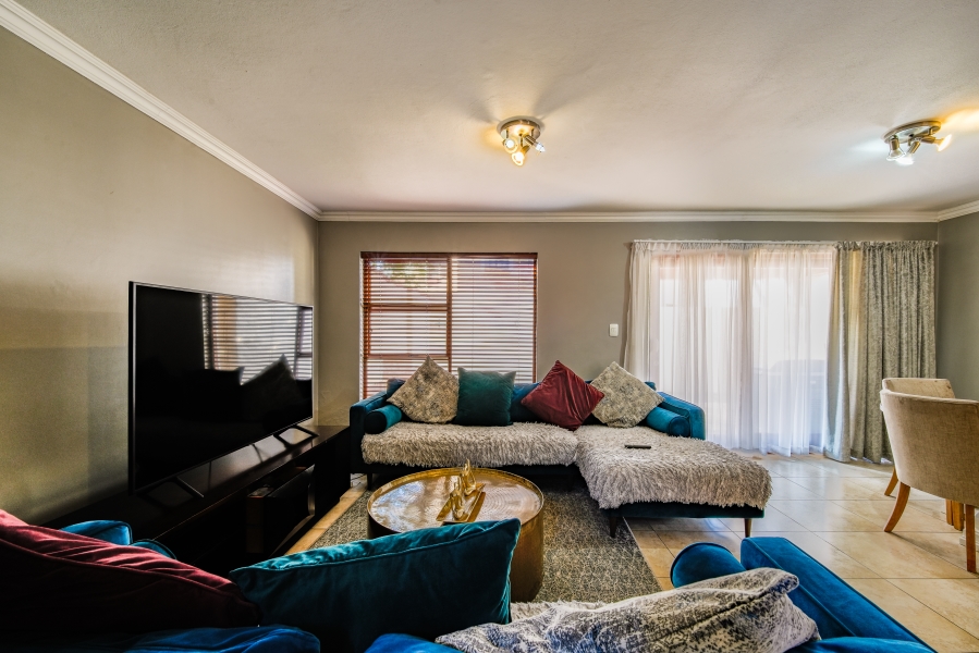 3 Bedroom Property for Sale in Country View Estate Gauteng
